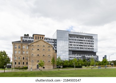 Toronto Canada, JULY 30, 2022; The Modern Glass Hospital Building Contrasting With The Old Converted Don Jail Administration Office, Of Bridgepoint Active Healthcare Hospital Of Mount Sinai Toronto