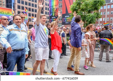 TORONTO, CANADA - JUNE 25, 2017: National Chief Perry Bellegard, Toronto Mayor John Tory, Ontario Premier Kathleen Wynne, Canadian Prime Minister Justin Trudeau, Sophie Grégoire Trudeau At Parade.