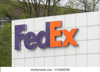 78 Fedex Toronto Images, Stock Photos & Vectors | Shutterstock