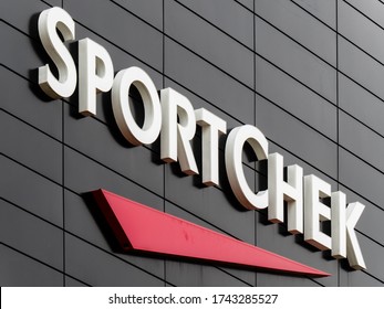 Toronto Canada, May 27, 2020; Entrance Signage At Canadian Sporting Goods Retail Business Sport Chek In The Sherway Gardens Shopping Mall