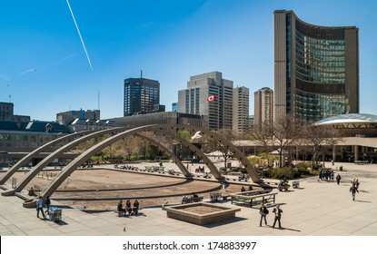 TORONTO, CANADA - MAY 4, 2007: Building Of New City Hall On Nathan Phillips Square- Home Of Municipal Government Of Toronto, Ontario. It Was Designed By Architects Viljo Revell And Richard Strong. 