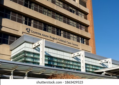 Toronto, Canada - November 28, 2020: Loretta Anne Rogers Critical Care Centre In Toronto Western Hospital In Toronto, Canada. 