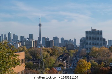 Toronto, Canada - Oct 28, 2020: Aerial View Of CN Tower And Toronto Skyline From Baldwin Steps, Sunny Fall Day.