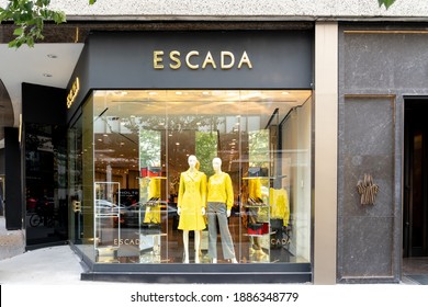 Business Escada Images Stock Photos Vectors Shutterstock