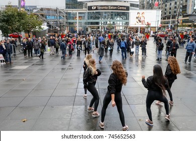 Crowd Praising Images Stock Photos Vectors Shutterstock