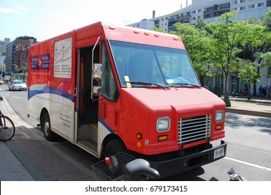 Toronto Canada Canada Post Red Mail Stock Photo 679173415 | Shutterstock