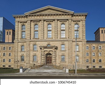 Toronto Don Jail, Built Around 1860, Has Been Restored And Is Used As Part Of A Modern Hospital Complex.