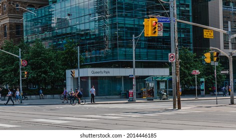 464 Toronto subway system Images, Stock Photos & Vectors | Shutterstock