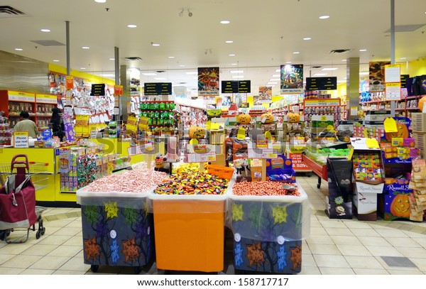 Toronto October 4 Bulk Barn Store Stock Photo Edit Now 158717717