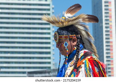 Toronto, ON, Canada - June 18, 2022: Dancer During The National Aboriginal Day And Indigenous Arts Festival. The Festival Celebrates Indigenous And Metis Culture Through Traditional And Contemporary.