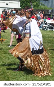 Toronto, ON, Canada - June 18, 2022: Dancer During The National Aboriginal Day And Indigenous Arts Festival. The Festival Celebrates Indigenous And Metis Culture Through Traditional And Contemporary.