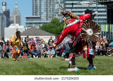 Toronto, ON, Canada - June 18, 2022: Dancer During The National Aboriginal Day And Indigenous Arts Festival. The Festival Celebrates Indigenous And Metis Culture Through Traditional And Contemporary.