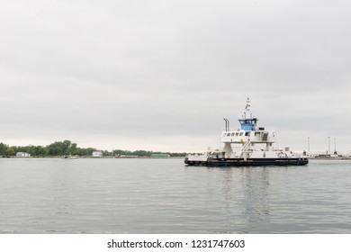 Toronto, Ontario/ Canada - June 7 2013: Boat  On Water In Toronto Harbour Front