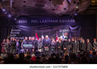 TORONTO, ONTARIO, CANADA - OCTOBER 29, 2018: A Moment Of Silence Is Held By Jewish Community At Vigil For Victims Of Pittsburgh Synagogue Massacre