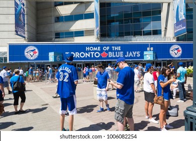 Toronto,Canada-august 2,2015:Blue Jays Fans Waiting To Enter The Toronto Stadium Roger Center To Watch The Baseball Game On A Sunny Day