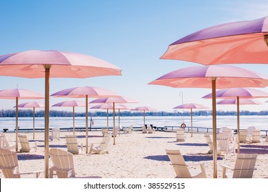 Toronto's Sugar Beach In Winter.