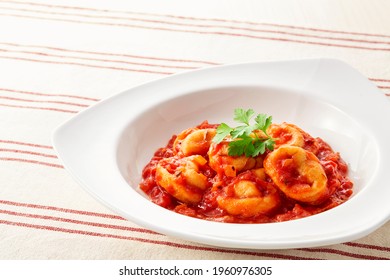 Tortellini With Fresh Pomodoro Sauce