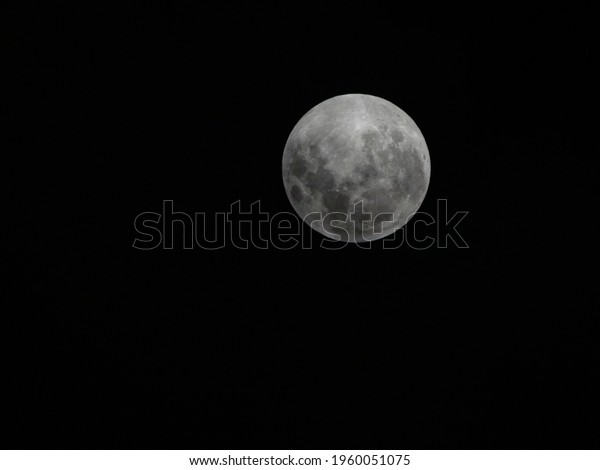 Total Lunar\
Eclipse (Blood Moon) South\
Australia.