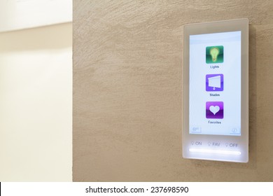 Touch pad in the intelligent house, horizontal