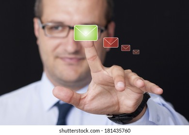 Touching the Button e mail icon