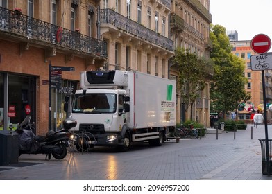 Toulouse, France - June 2021 - A Renault, Refrigerated Delivery Truck Run Errands To Local Businesses Early In The Morning, In The Shopping Street Of Rue Alsace-Lorraine, In The Historic City Centre