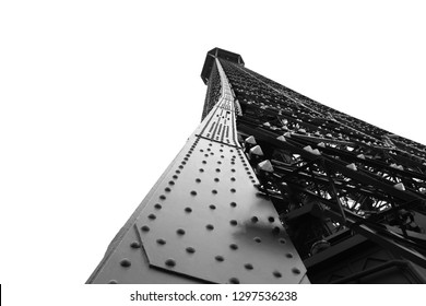 Tour Eiffel from below