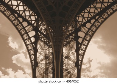 Tour Eiffel structure - Powered by Shutterstock - Get 15% off with code: PIKWIZARD15