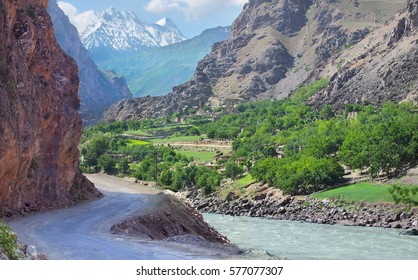 Tourism In Tajikistan, Pamir Highway, Afghanistan On The Other Side