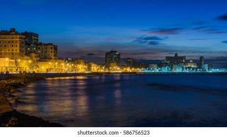 6,149 Malecon Cuba Images, Stock Photos & Vectors | Shutterstock