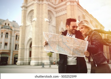 Tourist Couple  In Love Enjoying City Sightseeing