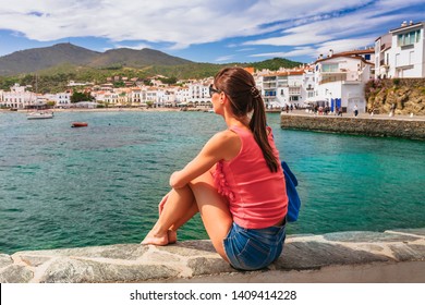 Barcelona Beach Woman Images, Stock Photos & Vectors | Shutterstock