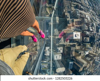 Imagenes Fotos De Stock Y Vectores Sobre Glass Floor