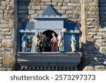 Town Hall Gouda chimes with the mechanical puppets installed in 1961. The protagonist of the puppet show is Floris V, who granted Gouda city rights in 1272