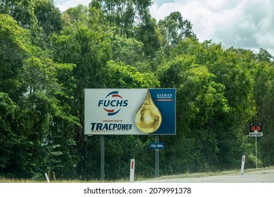 Townsville To Mackay Highway, Queensland, Australia - November 2021: Outdoor Highway Roadside Advertising Sign For A Local Business