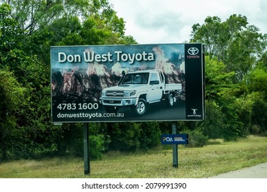 Townsville To Mackay Highway, Queensland, Australia - November 2021: Outdoor Highway Roadside Advertising Sign For A Local Business