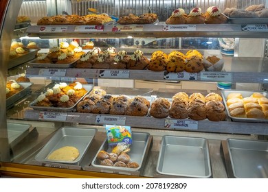 Townsville, Queensland, Australia - November 2021: The Shelves Of A Bakery Lined With Delicious Food