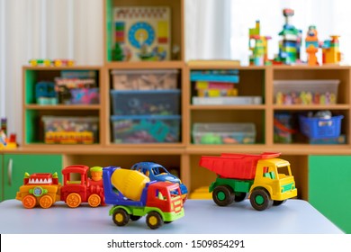 toy car table