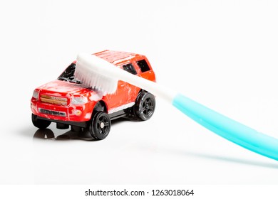 Toy Car Red Which Can Toothbrush, Car Wash Game