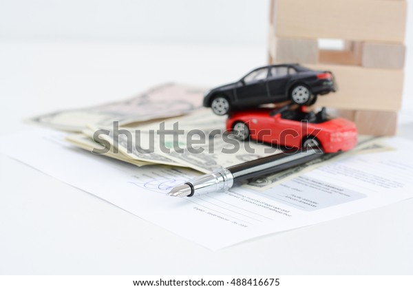 Toy\
cars accident damage and insurance policy\
contract