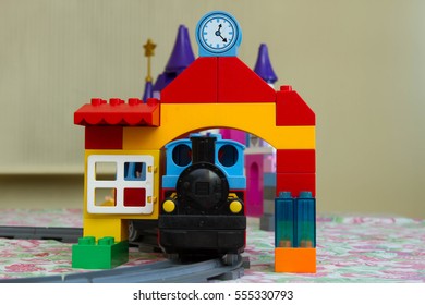 Toy Color Designer, Train