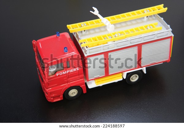 Toy fire engine,\
close-up