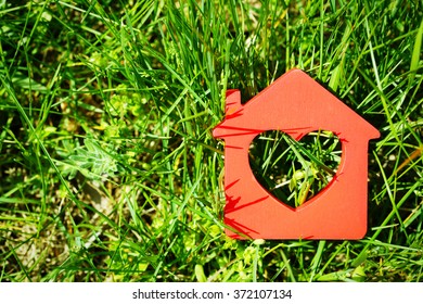 Toy House On Grass Background Stock Photo 372107134 | Shutterstock