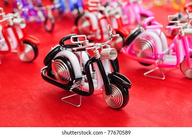 Toy motorcycle