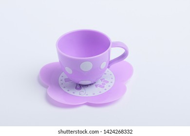 toy cups and saucers