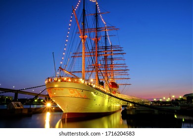 Toyama Bay With Twilight Sky