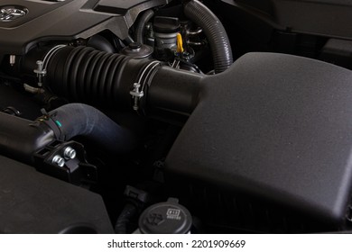 Toyota Land Cruiser Car Engine (August 25, 2022, Ukraine)