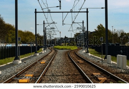 Tracl for lightrail splitting for the platforms