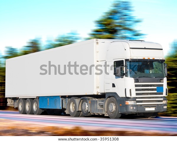 tractor trailer\
truck