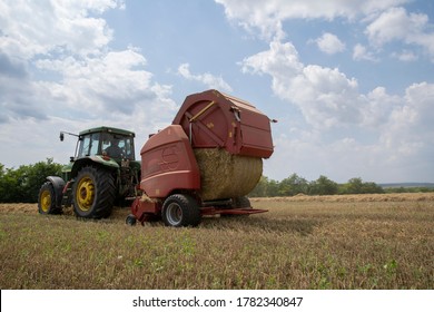 Round Baler Images Stock Photos Vectors Shutterstock