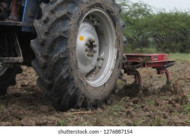 An tractor wheels